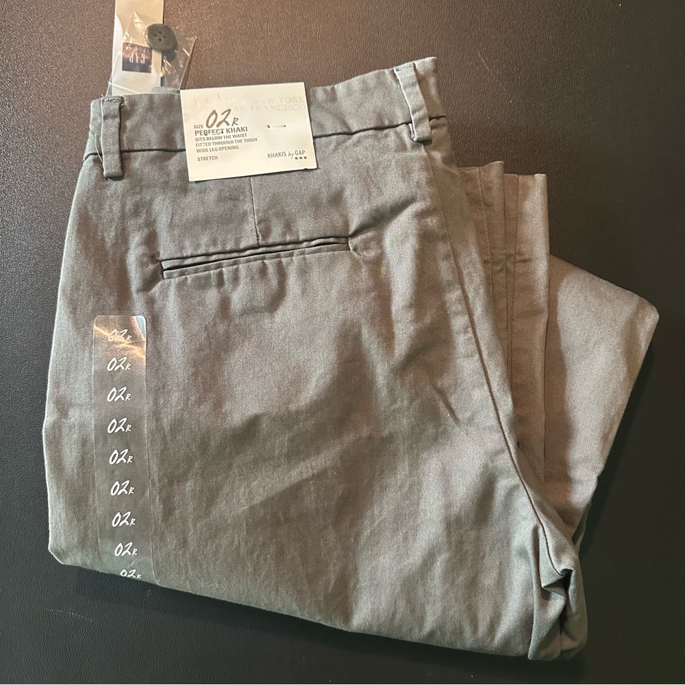 New GAP Army Green-Gray Chino Pants Casual Cotton Blend Women’s Size 2 Khaki